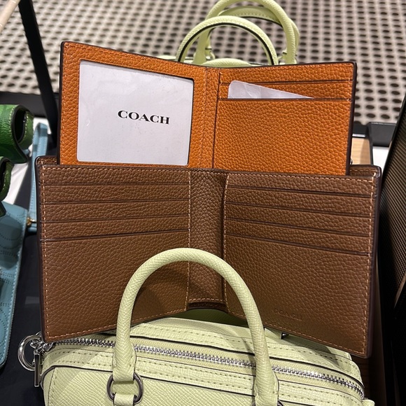 Coach 3 In 1 Wallet Leatherware
Dark Saddle/Canyon - Picture 11 of 16